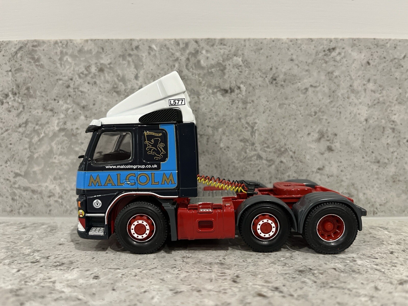 Corgi – Volvo FM Tractor Unit – Malcolm Group – CC99174 – 1:50 – Mint/New