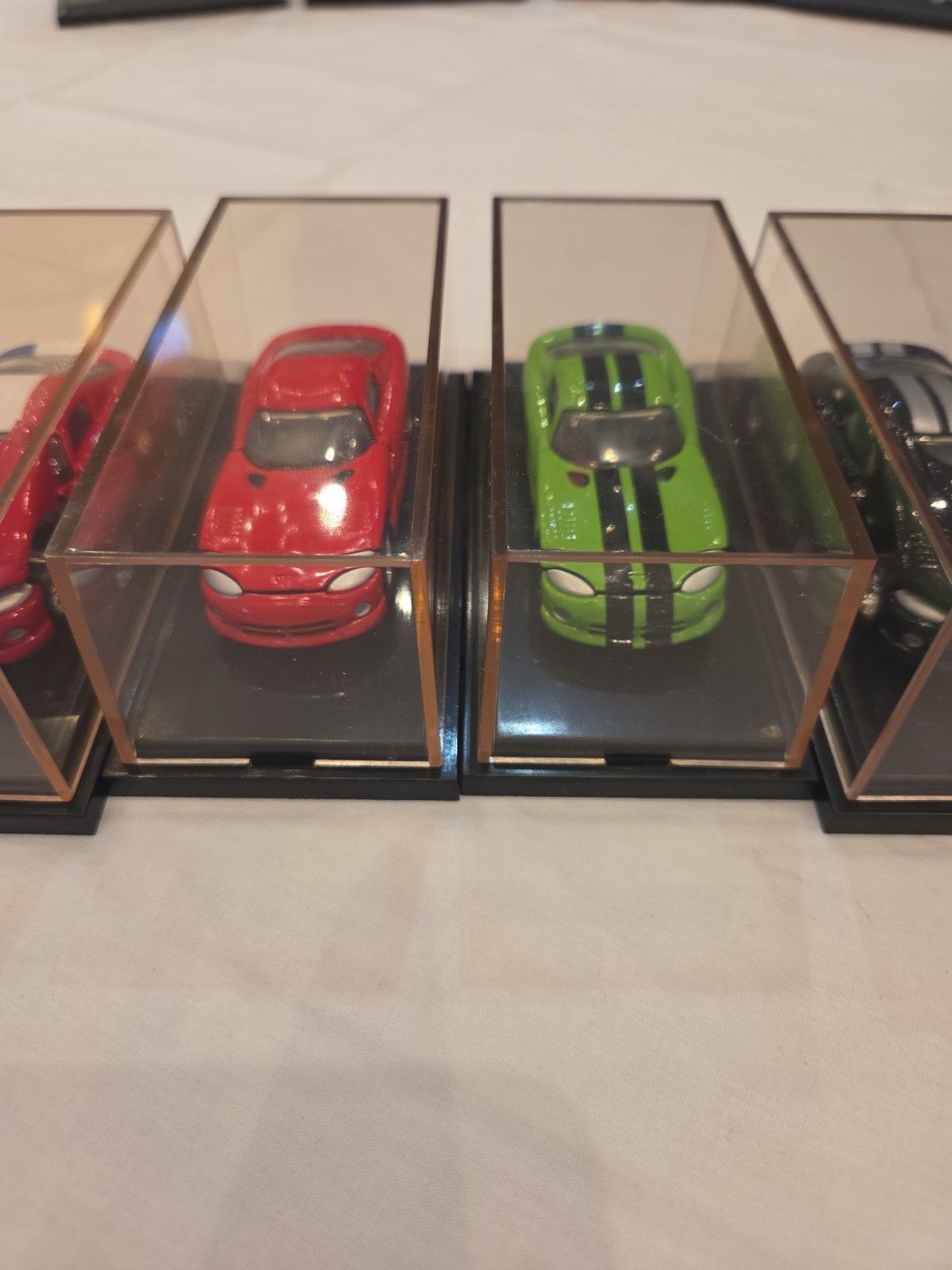 Lot Of 6 1998 Hot Wheels Collectibles Dodge Viper GTS Green Red Silver Black