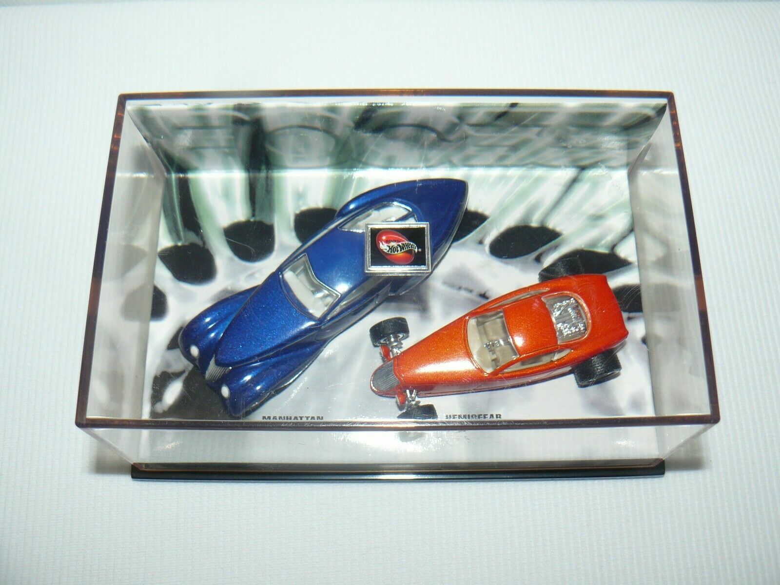 FOOSE DESIGN ” MANHATTAN & HEMISFEAR ” 1/64 100% HOT WHEELS 2 CAR SET BAD BOXES