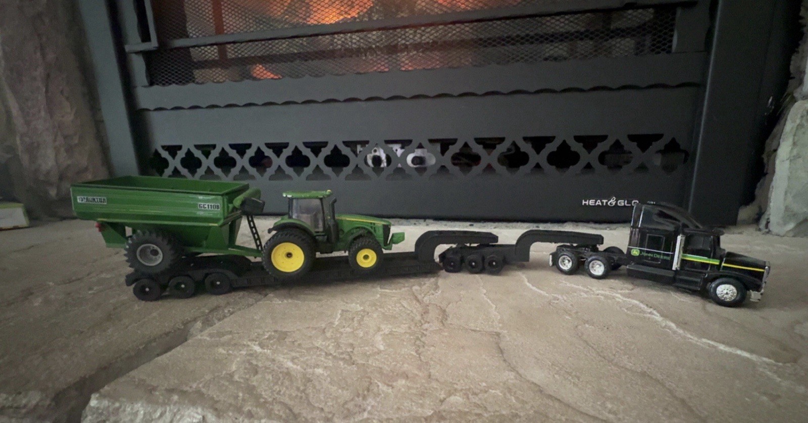 1:64 Scale 3 Axel Low Boys With converter dolly – Black & Sliver – Heavy Haul
