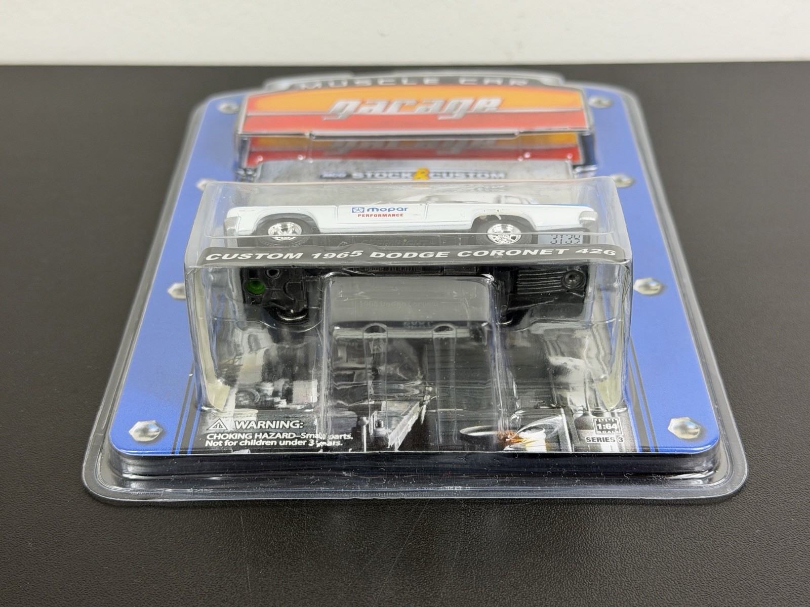 Greenlight Muscle Car Garage Custom 1965 Dodge Coronet 426 Mopar White 1:64 NIP