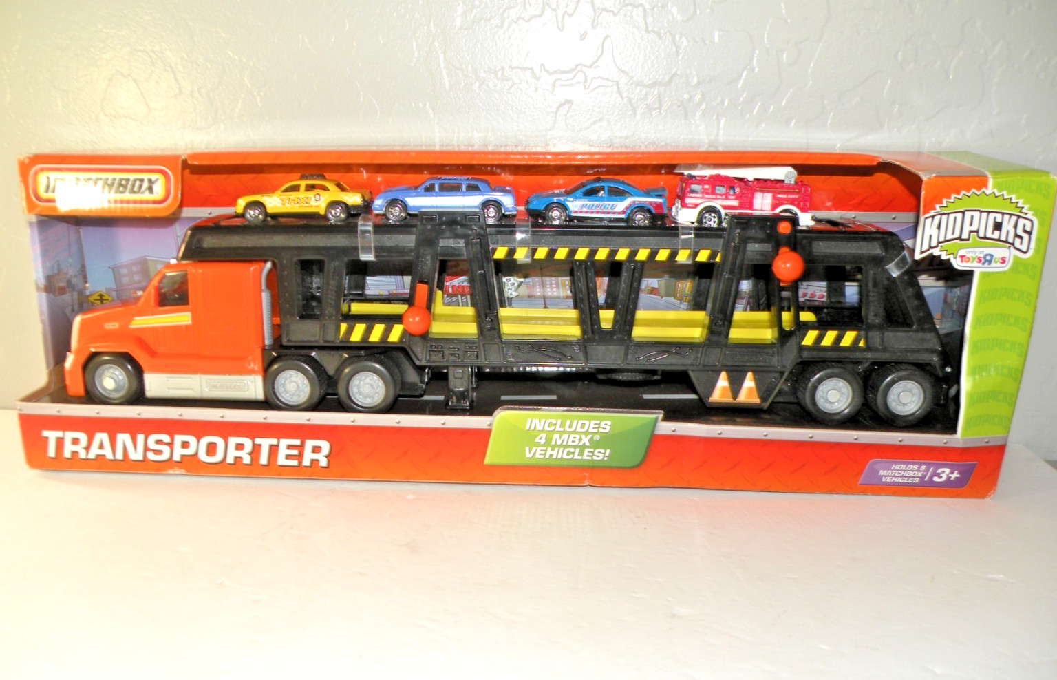Toys R Us Kid Picks MATCHBOX Car Transporter Includes 4 MBX Vehicles New In Box