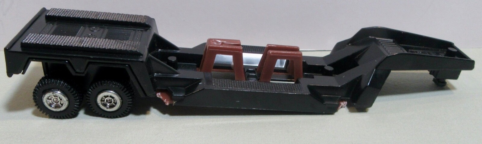 Unbranded Low – Boy Plastic Trailer 7 1/2″L x 1 3/4″W x 1 1/4″H Custom Use