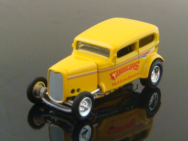 Good Guys Rod & Custom 1932 Ford Vicky Flathead V8 Dragster 1/64 Scale Ltd Edt U