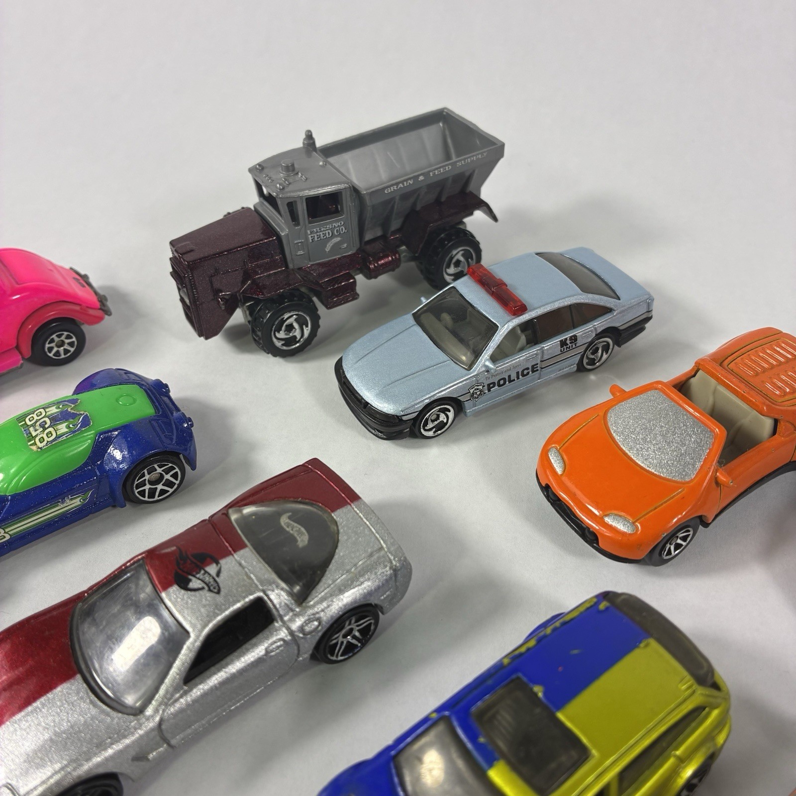 Lot of 14 Hotwheels Cars Loose Various Cars Truck Diecast 1:64