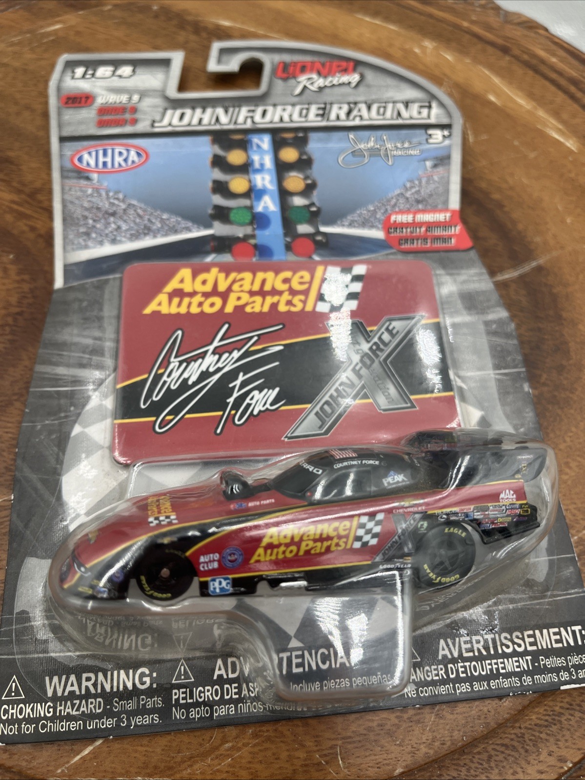 New John Force Racing-NHRA-Courtney Force-Advance Auto Parts dragster-2017 1/64