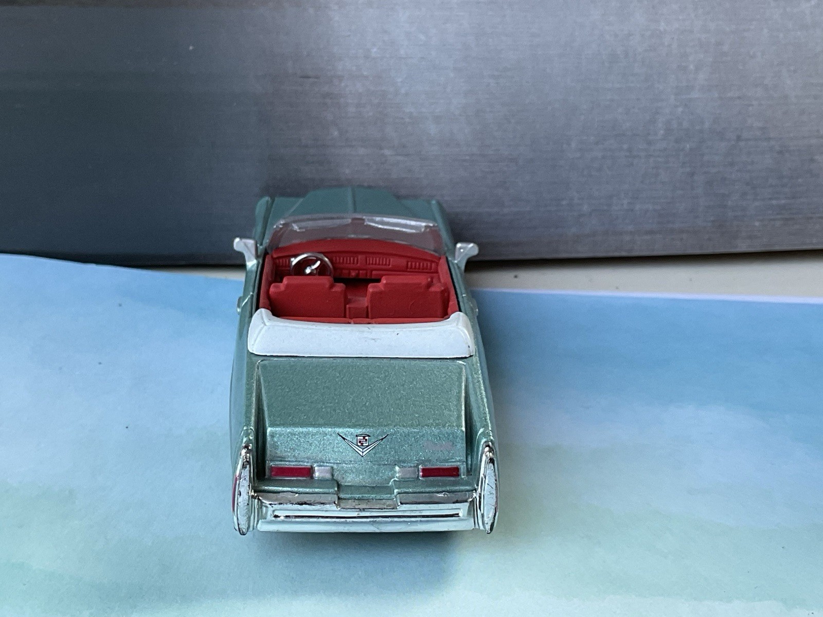 New Ray 1976 CADILLAC Coupe DeVille Convertible CADDY 1:43