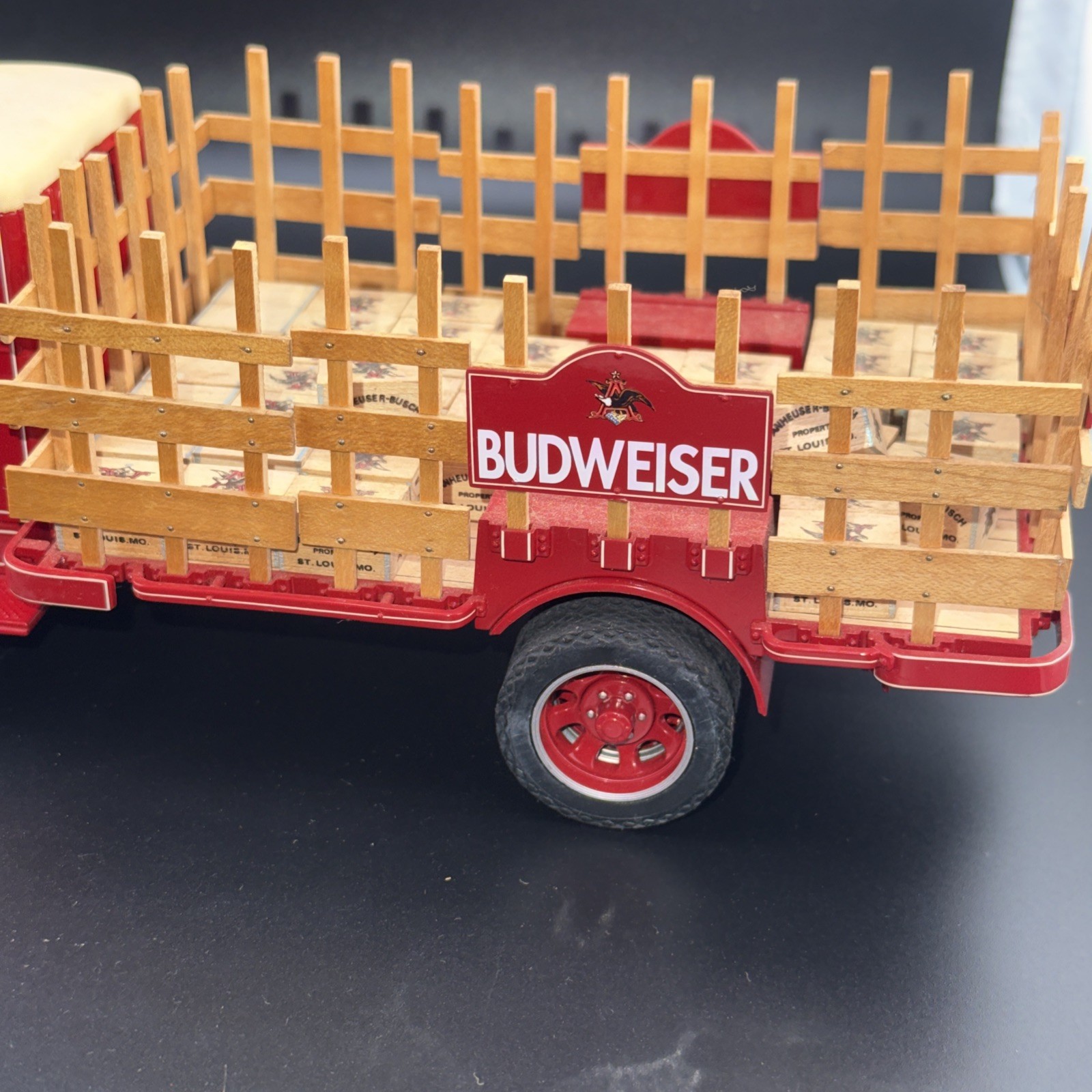 Danbury Mint 1933 Budweiser Delivery Diecast Truck Red 1/24 Anheuser-Busch