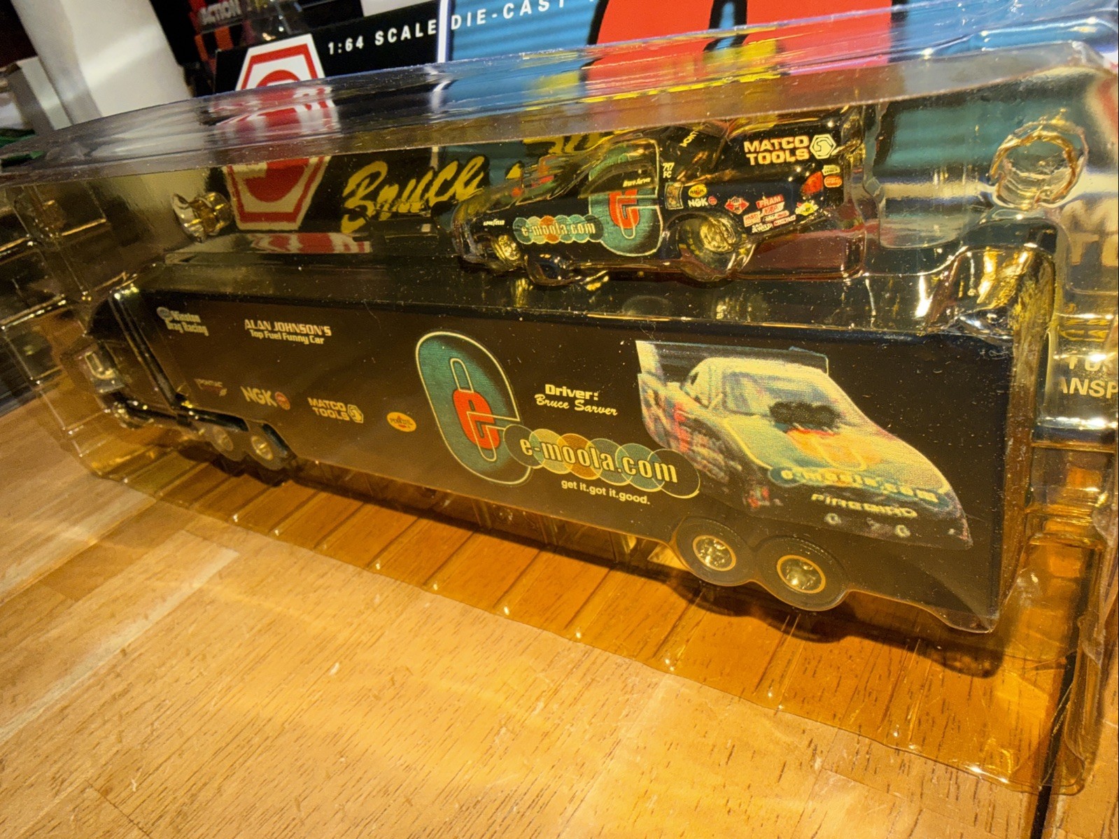 2000 Racing Champions 1/64 Bruce Sarver Matco Tools Transporter & Funny Car NHRA