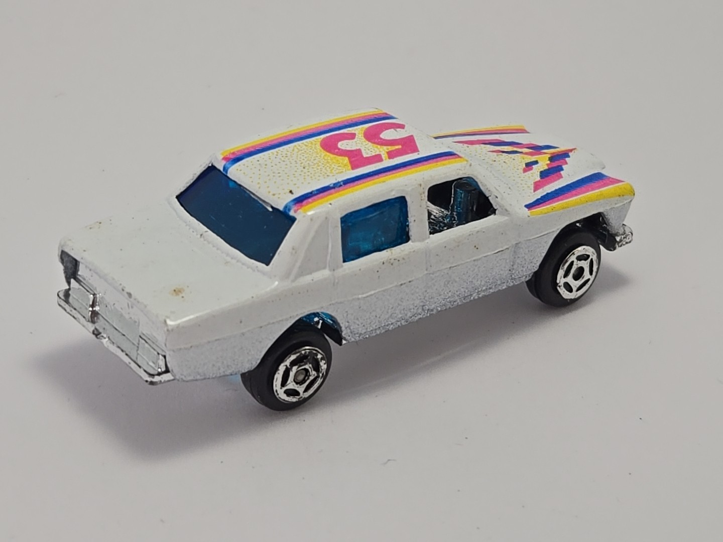 1969 – 1975 Volvo 164 Sedan 1/64 Scale Summer Brand Die-Cast Car