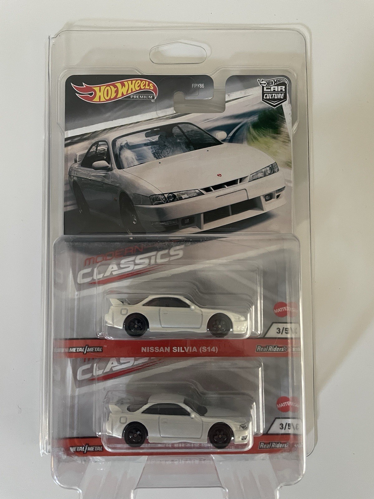 Hot Wheels ERROR Modern Classics White Nissan S14 No Light Tampos Dual Protector