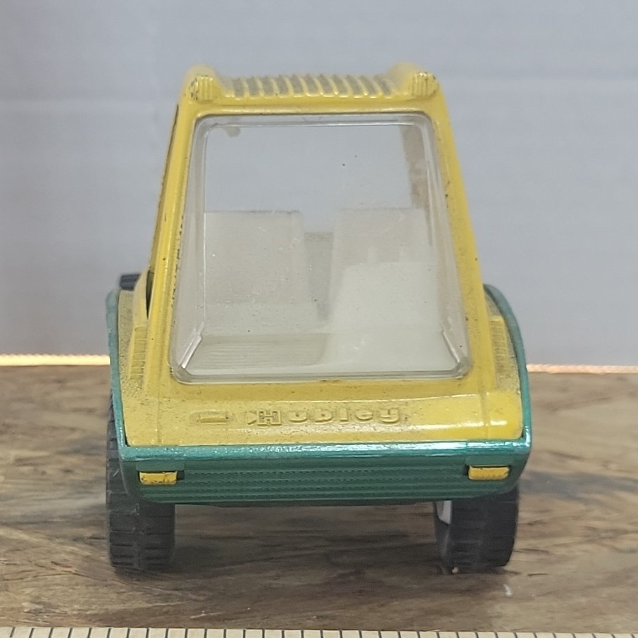 Hubley Green/Yellow Plastic Toy Vehicle Buggy/Car Chassis Frame w/ Wheels, 6 in