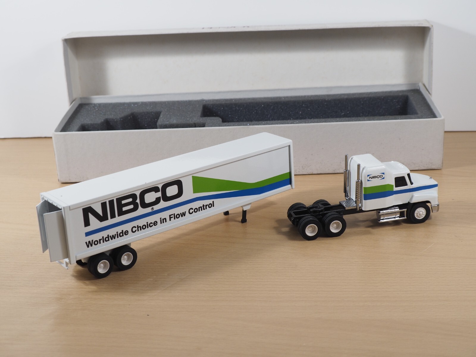 Vintage NIBCO Mack Tractor & Trailer Die-cast By Penyjoy 1:64 NIB Made in USA