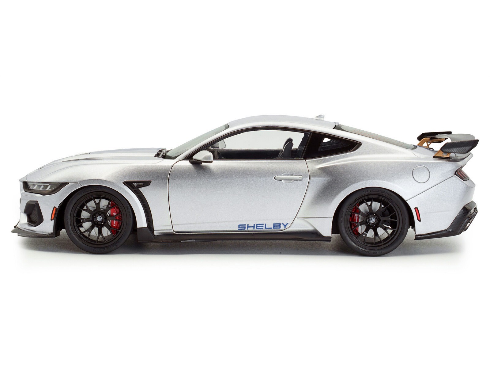 2024 FORD SHELBY MUSTANG SUPER SNAKE GRAY 1/18 DIECAST SOLIDO S1813803