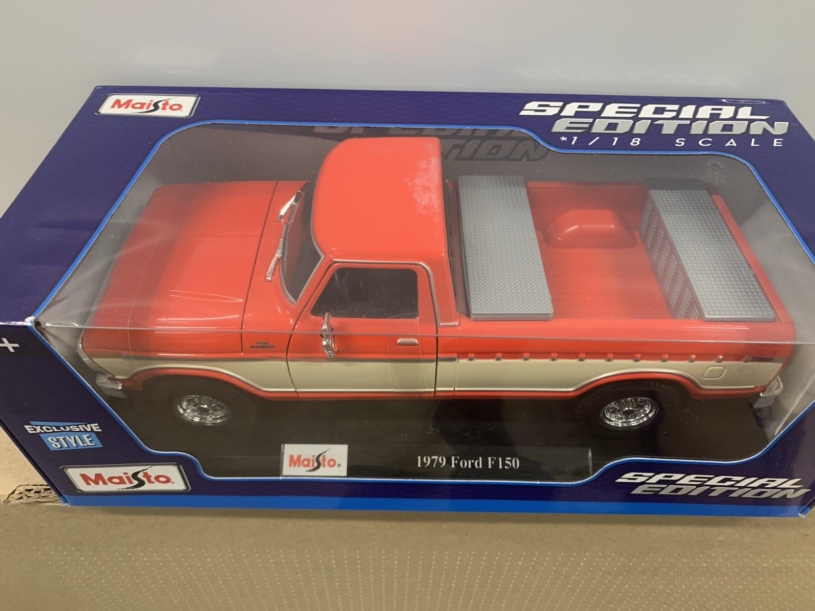 Maisto 1979 Ford F150 1:18 Special Edition Exclusive Style Die Cast NIB 2022