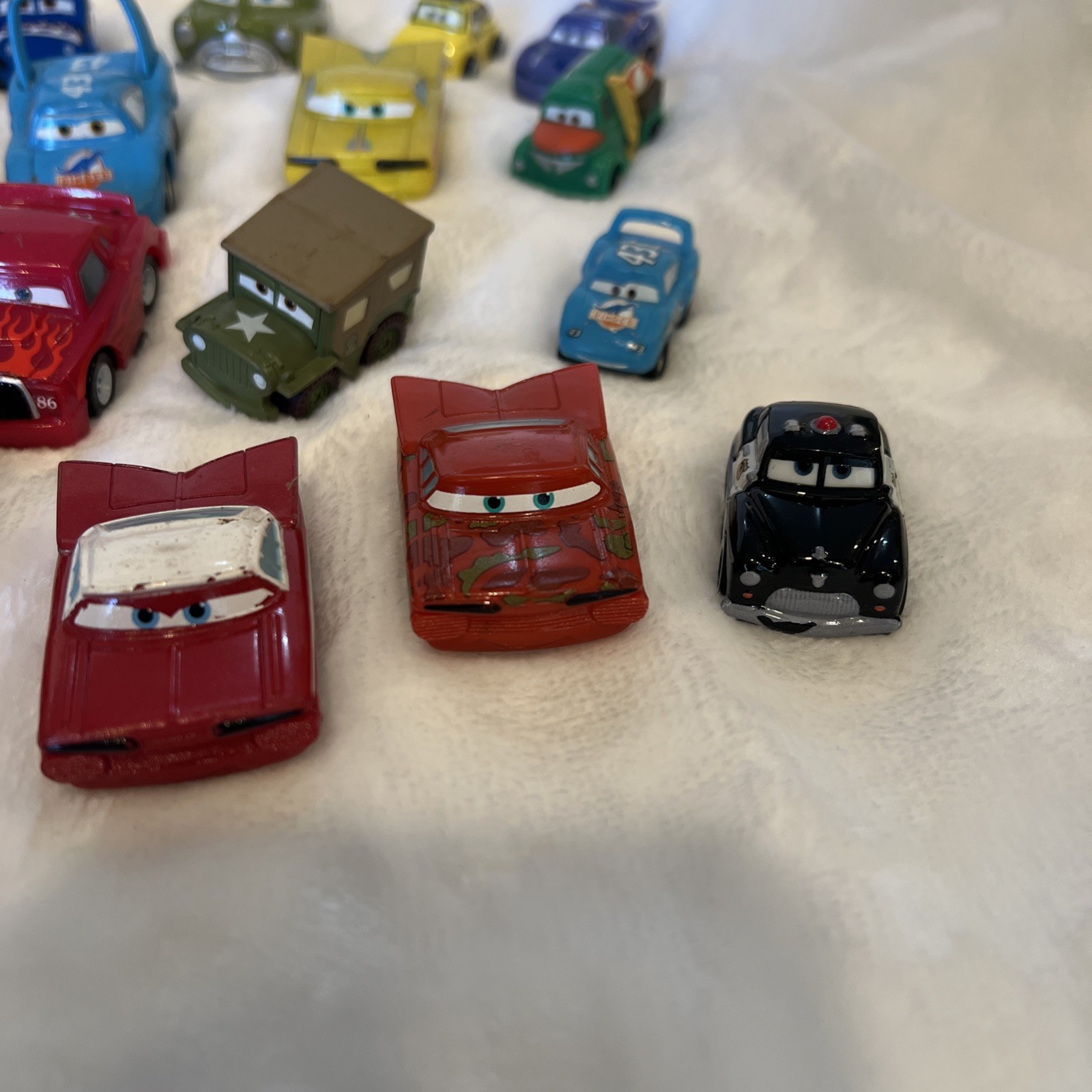Disney Pixar Cars Mini Racers Diecast Mattel Lot of 33 – 1:87 Scale Played With