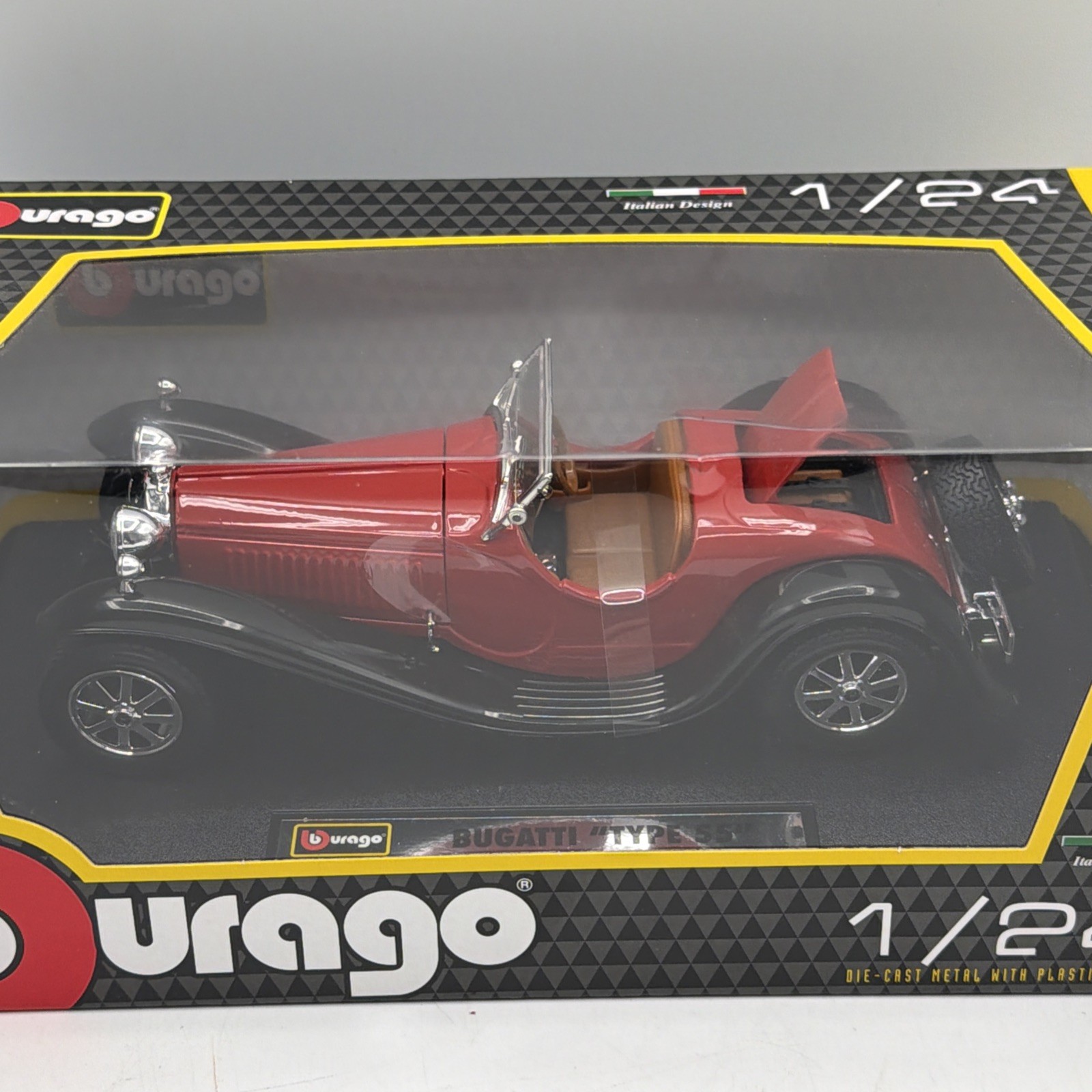 Bburago Diecast 1:24 1932 Bugatti Type 55 Convertible Car With Stand & Box