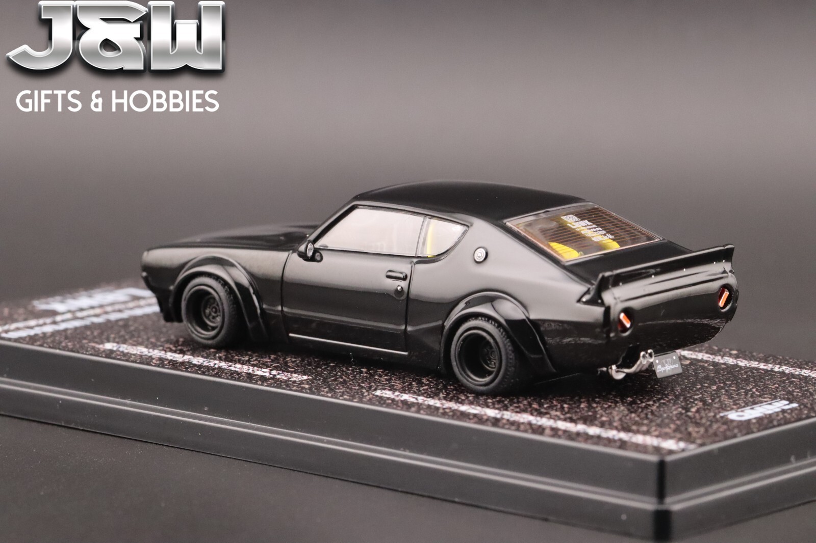 Inno64 LB Works Nissan 2000 GT-R KPGC110 Kenmeri Black 1/64