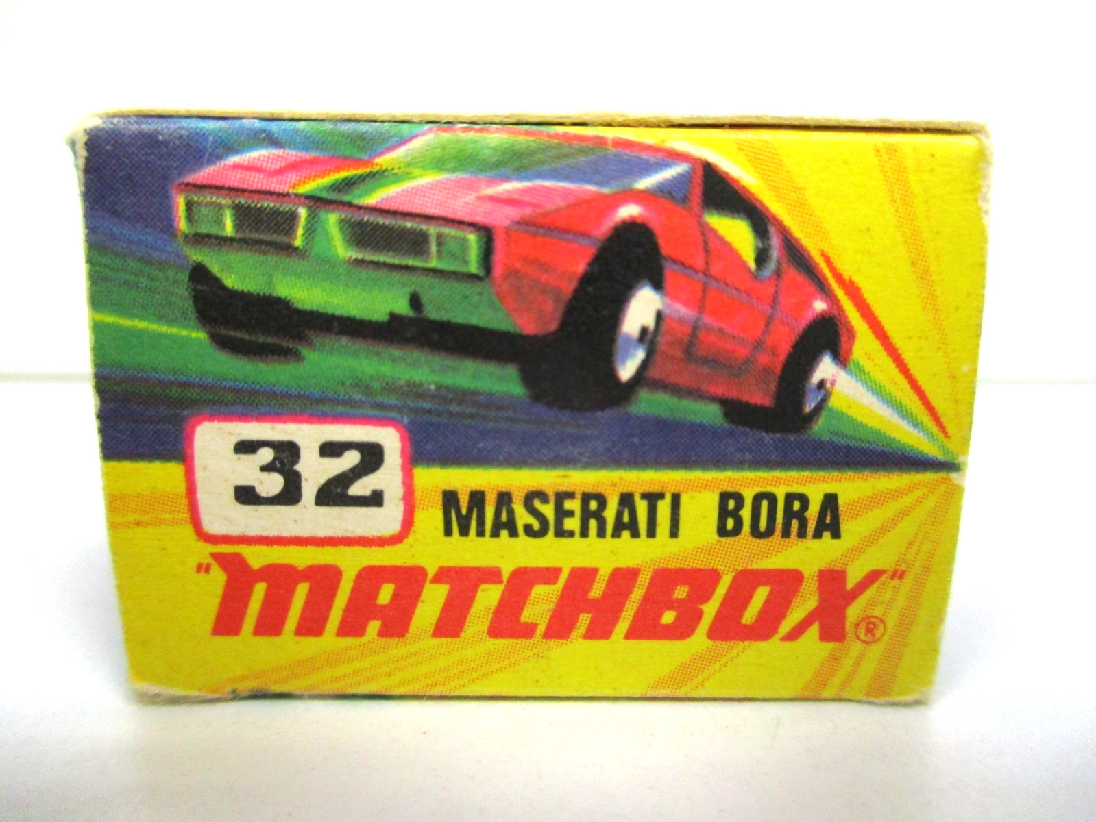 LESNEY MATCHBOX SUPERFAST #32 – MASERATI BORA – BOX