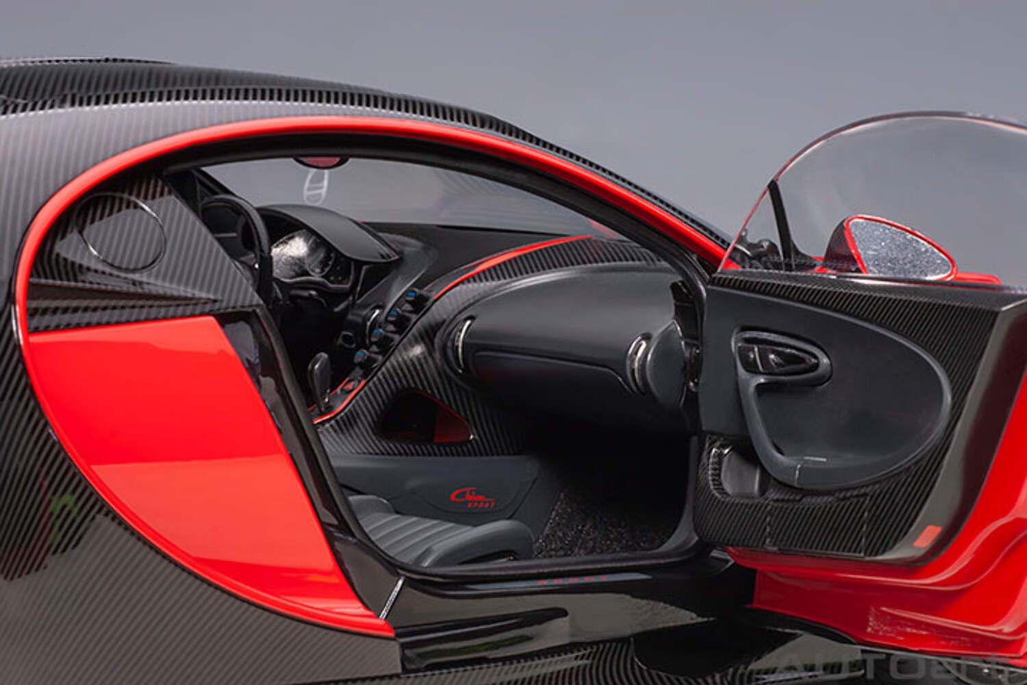 AUTOart 2019 Bugatti Chiron Sport Italian Red w/ Carbon Fiber 1:18 70996