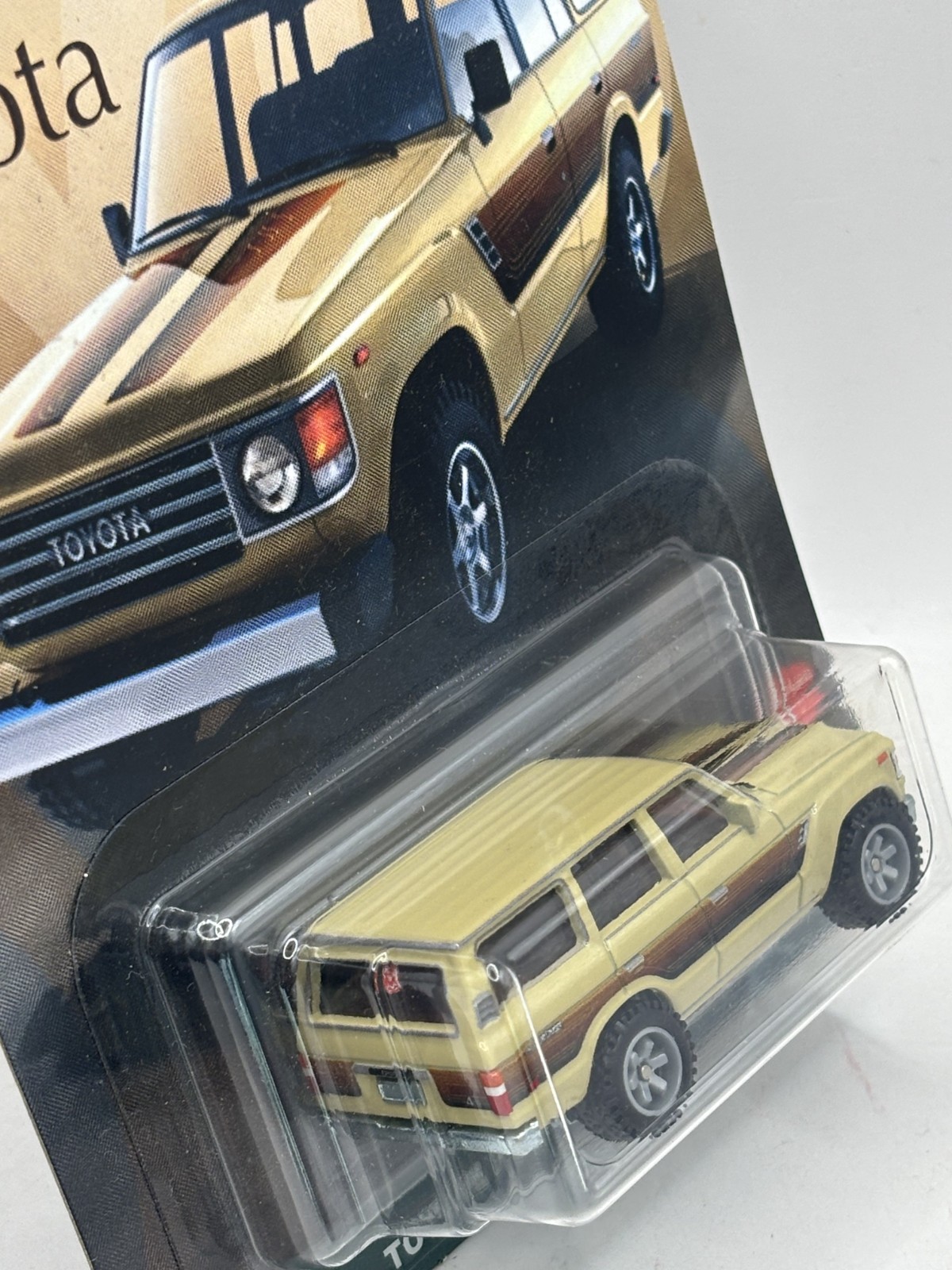 New Mattel Hot Wheels Toyota Landcruiser FJ60 FPY86-957H 1/64 Diecast