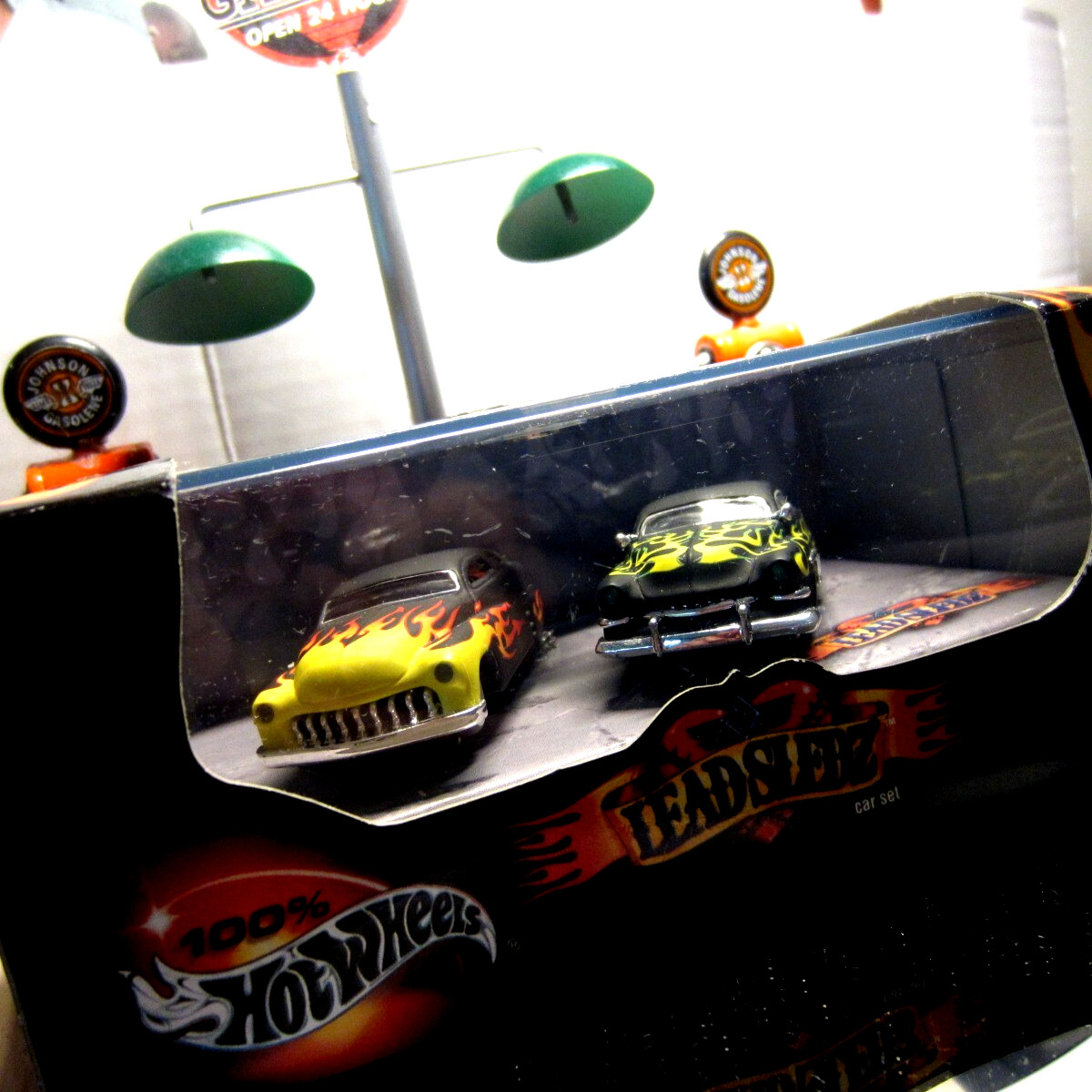 HOTWHEELS..2000..HOT ROD SERIES “2” CAR “MERC” SET..LEAD SLEDZ