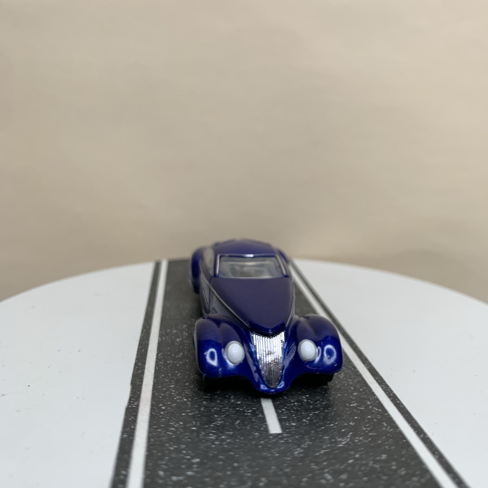 Hot Wheels Chip Foose Original Design Manhattan Hot Rod Custom Blue 1:64 NM