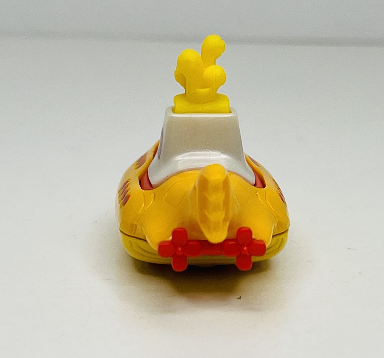 Hot Wheels The Beatles Yellow Submarine #225 Loose-Display HW Screen Time