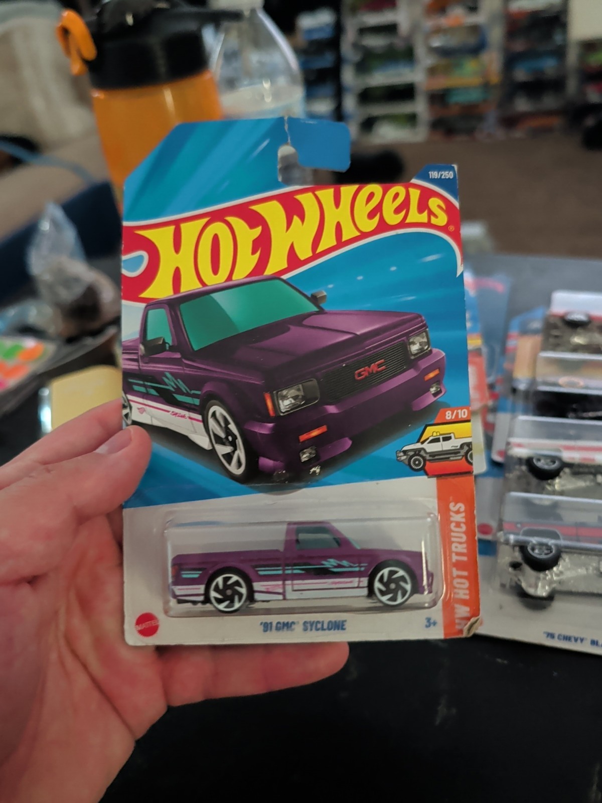 Hot Wheels Hot Trucks 1:64 1967 Chevrolet ’67 Chevy C10 Purple Diecast Unopened