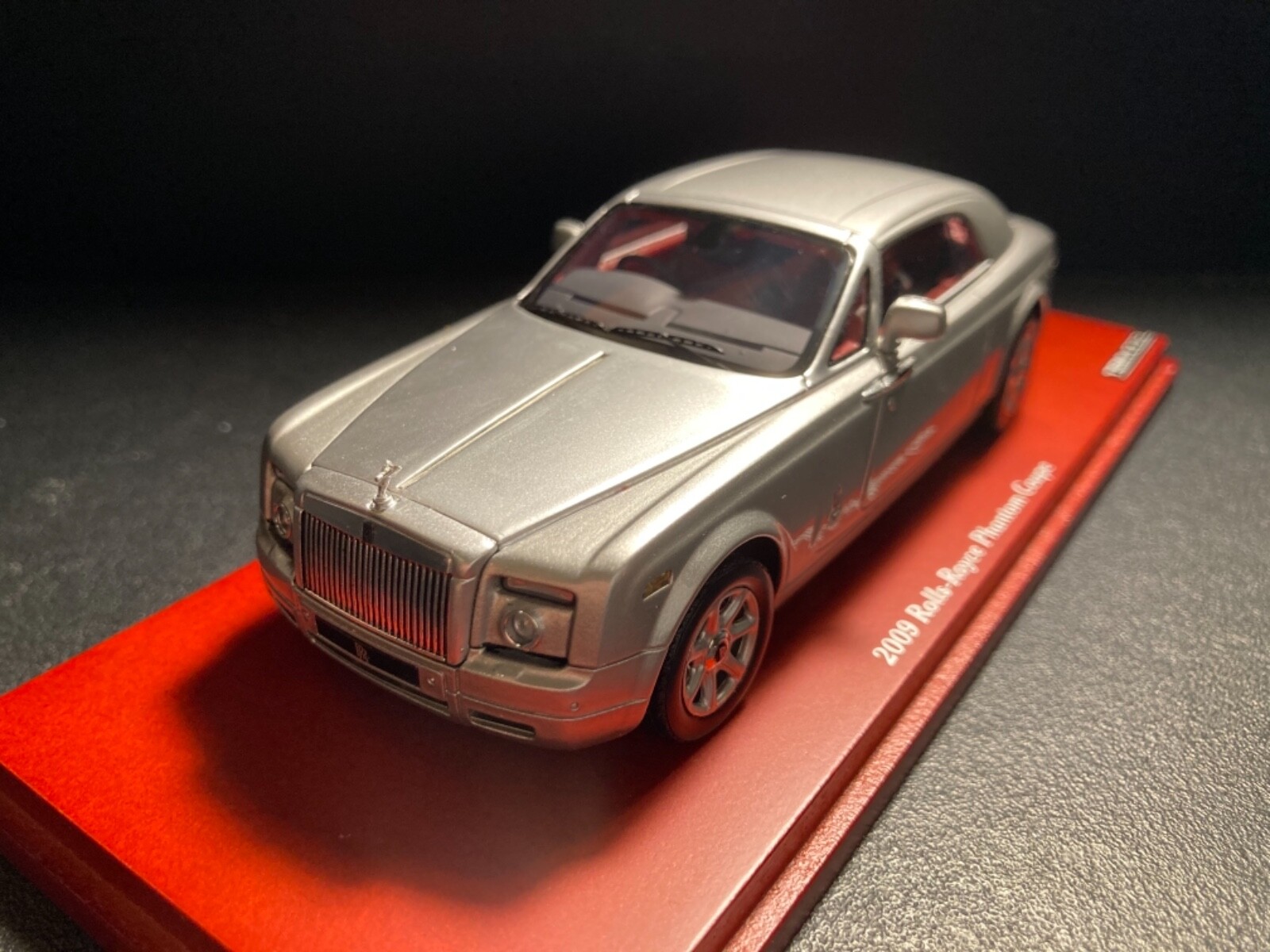 Rolls Royce Phantom Coupe 2009 TrueScale Miniatures Rare in scale 1/43 READ