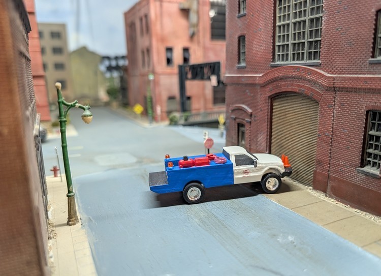 Custom Built 1/87 HO Scale Ford F250 Utility/Work Truck, 3D Printed Resin Model
