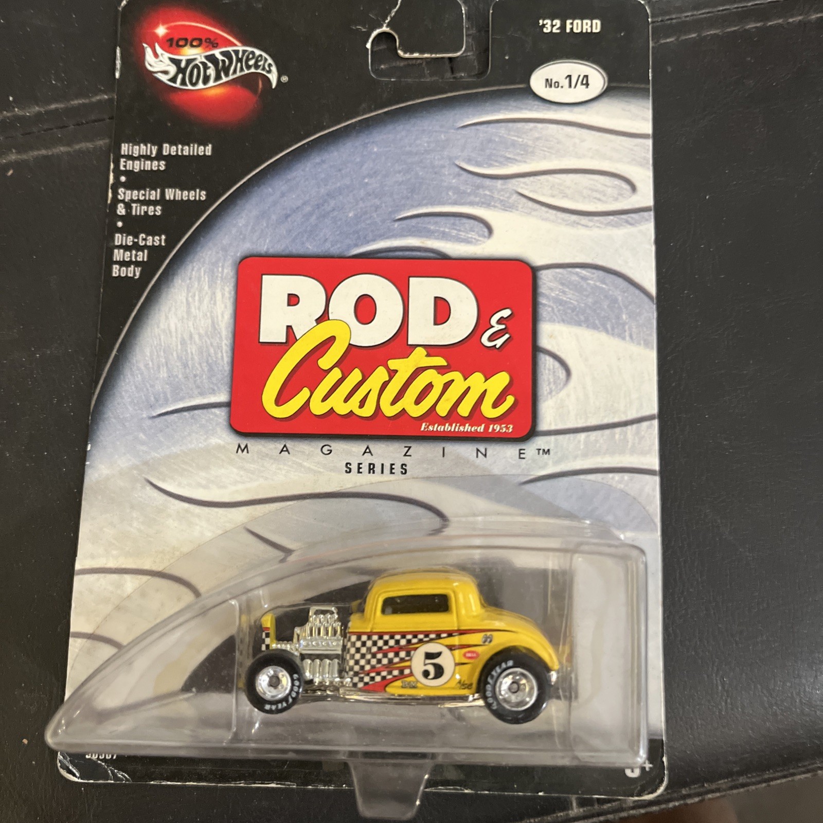 Hot Wheels ROD & Custom Magazine Series ’32 Ford #56567 Unopened