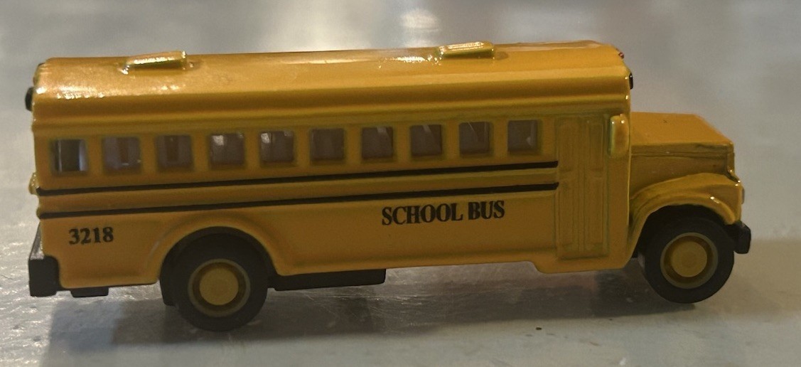 Kintoy 2.5” Inch Mini Yellow School Bus Diecast Model CAR with pull back action