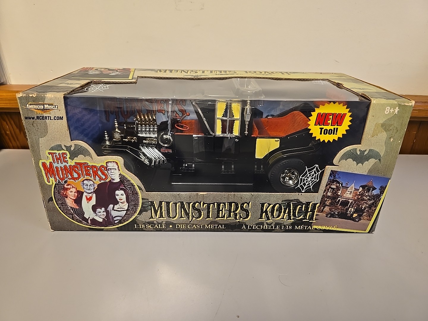 American Muscle ERTL 1:18 Scale The Munsters Munsters Koach Diecast Car NIB