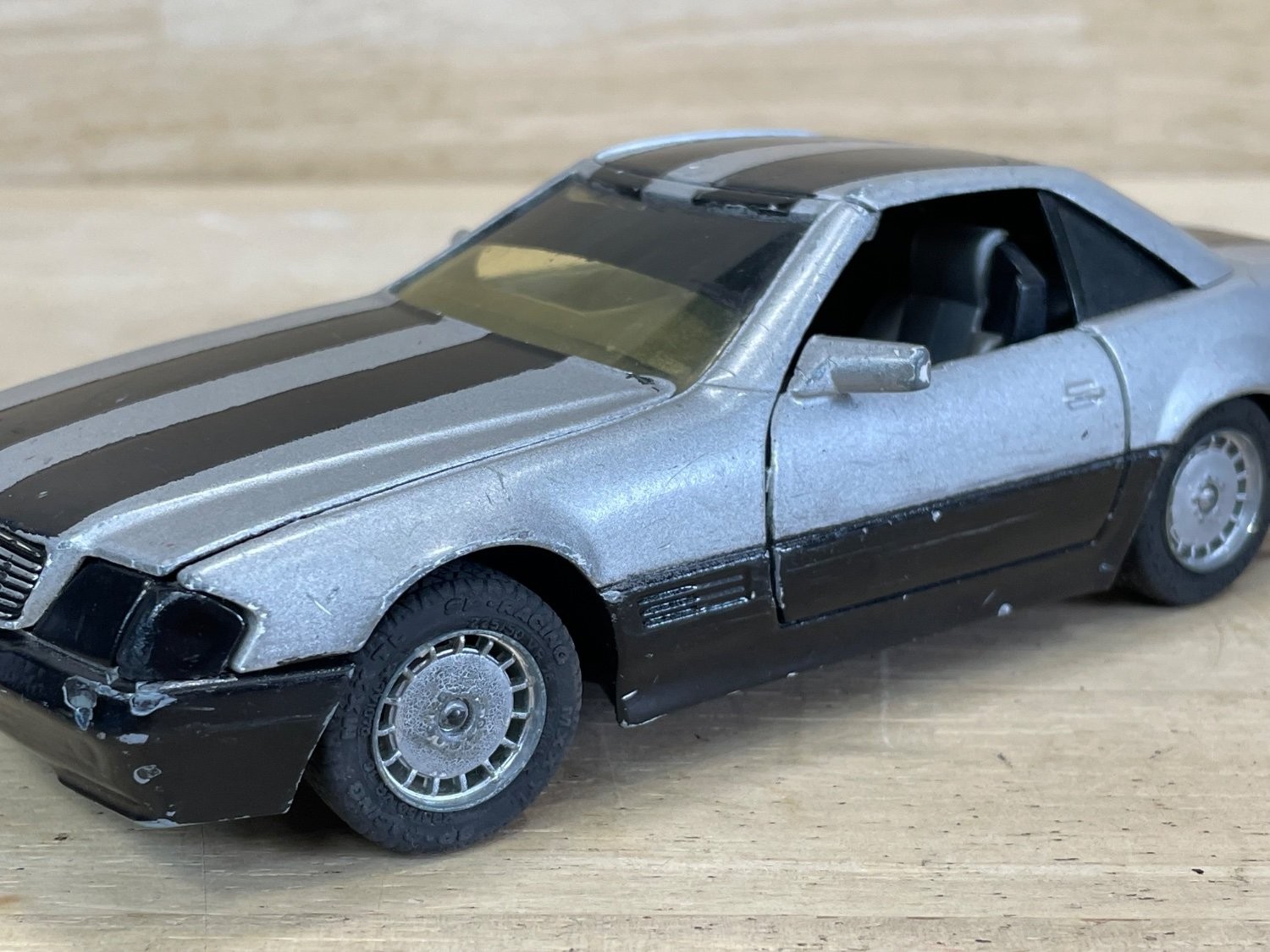 RARE Majorette 500 SL Diecast Model Car 1/24 Scale Silver Mercedes Mercedes-benz
