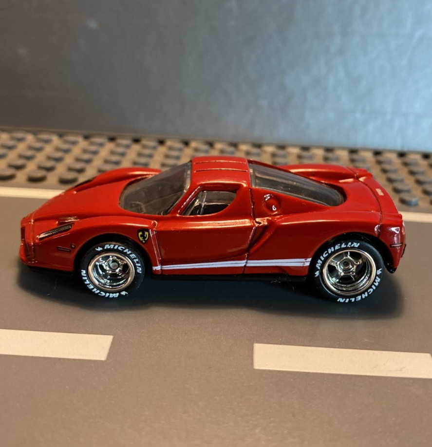 Hot Wheels Enzo Ferrari Red CUSTOM Super Real Riders Wheel Swap 2011
