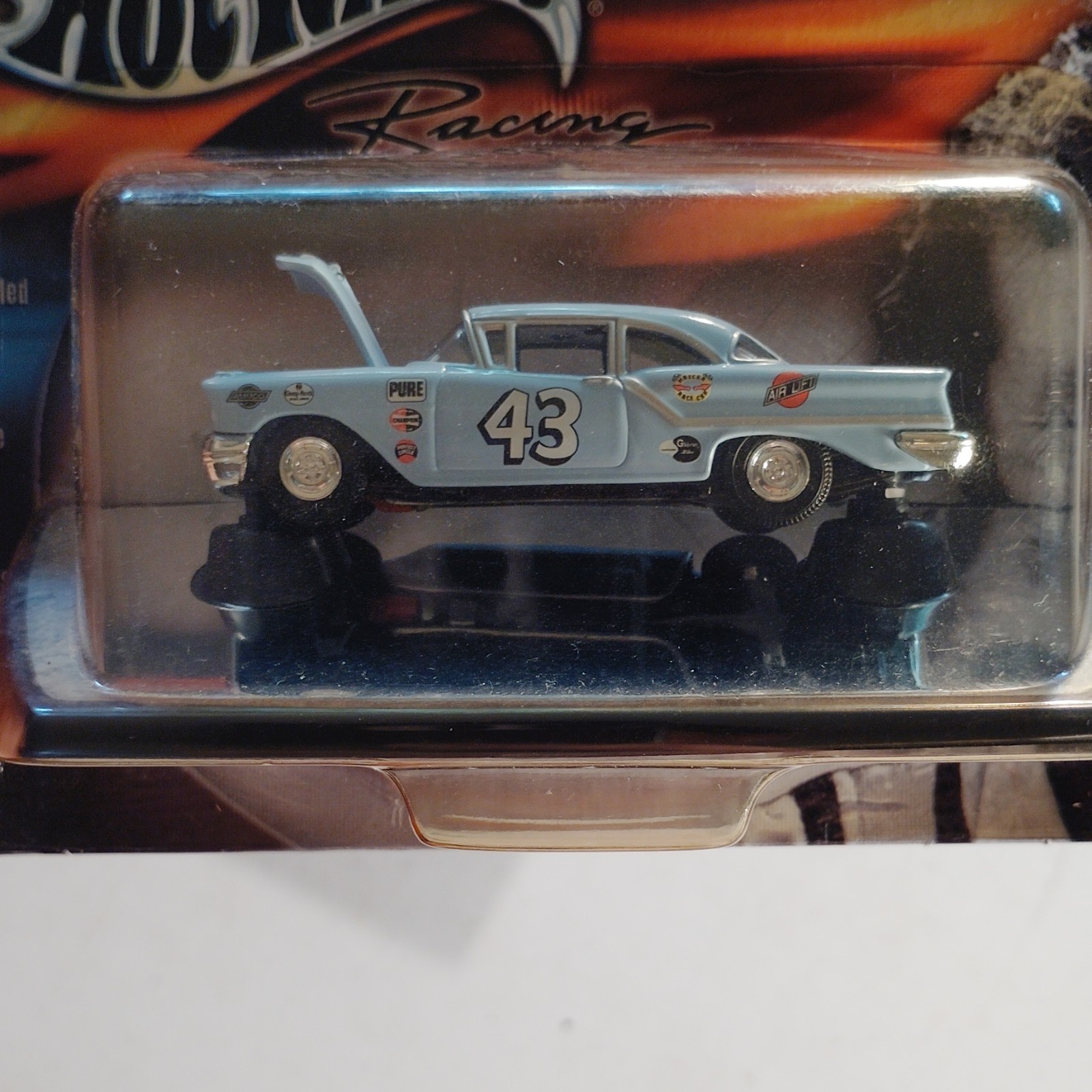 Hot Wheels Racing Select Richard Petty #43 1957 Olds Sedan 1:64 Diecast