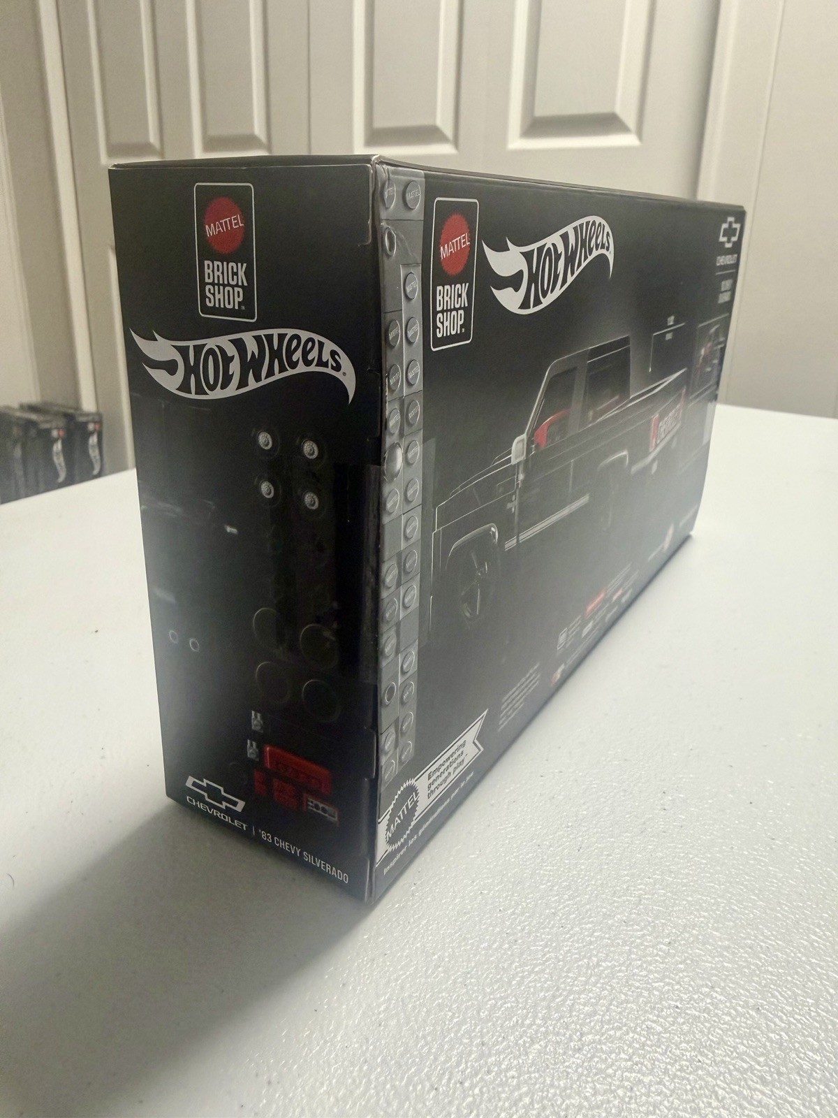 Mattel Brick Shop ‘83 Chevy Silverado 225pcs Black