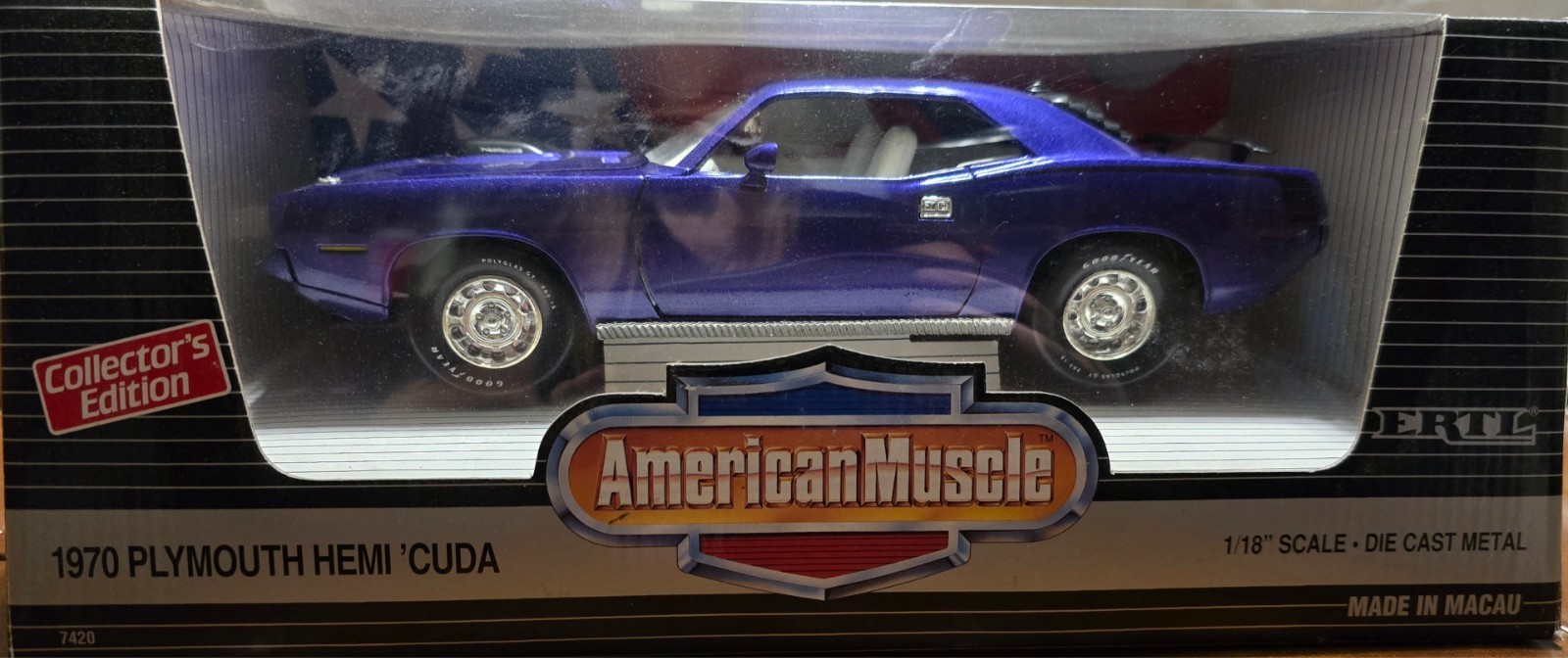 Ertl American Muscle 1970 Plymouth Hemi Cuda 1/18 Plum Crazy Purple collectibl