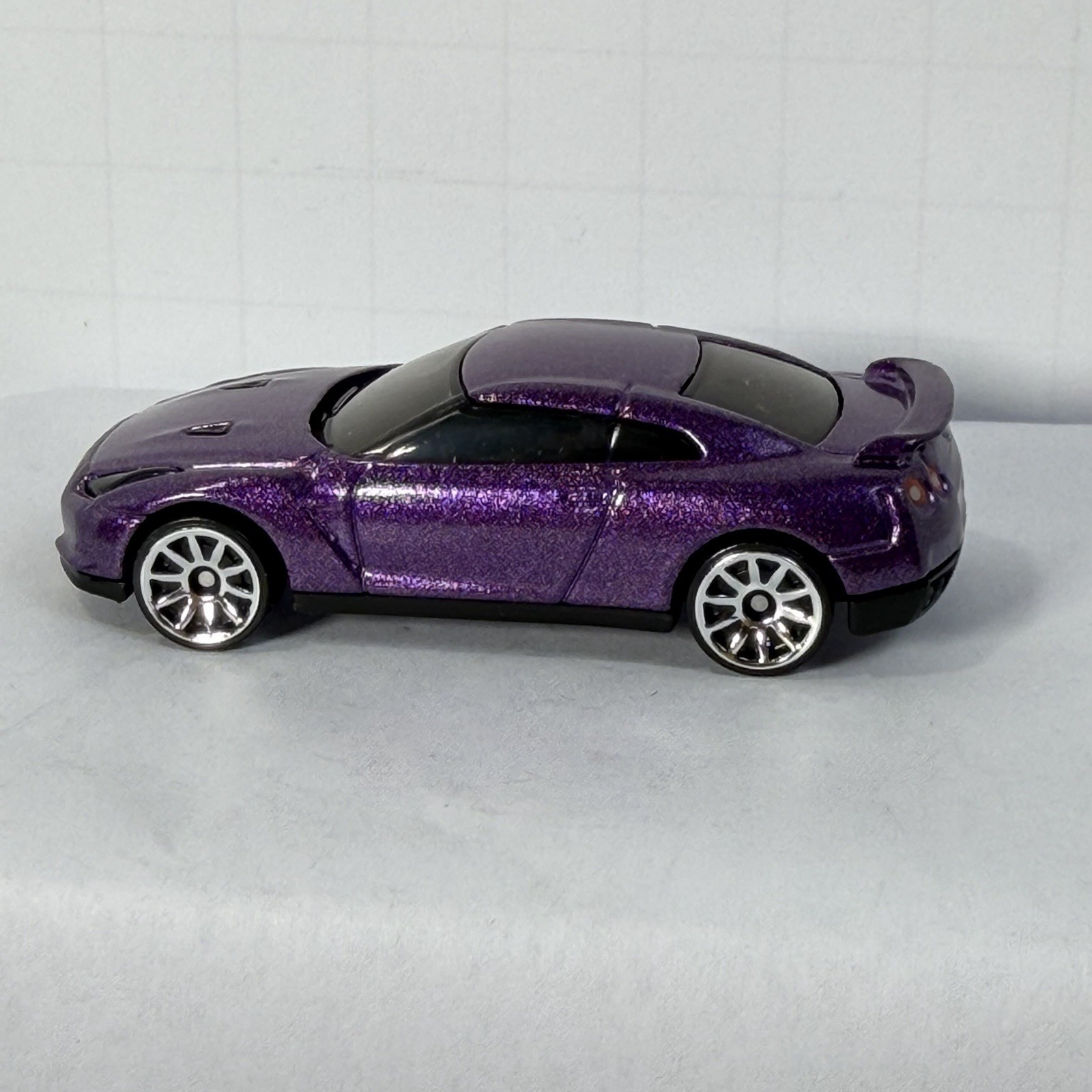 2026 Hot Wheels ’09 Nissan Skyline GT-R (R35) Purple Metallic HW Motor Show 1:64