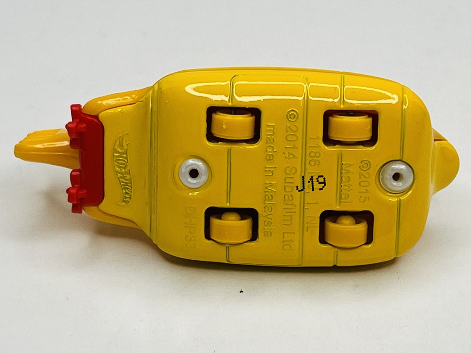 Hot Wheels The Beatles Yellow Submarine #225 Loose-Display HW Screen Time
