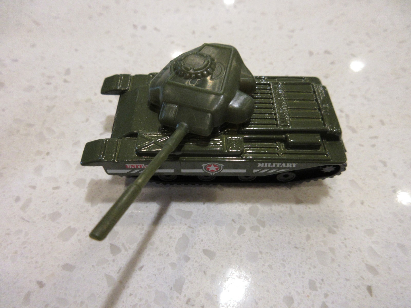 Turbo Wheels Military Action Vehicle Army Tank OD Green Diecast 1:64 Toy Car