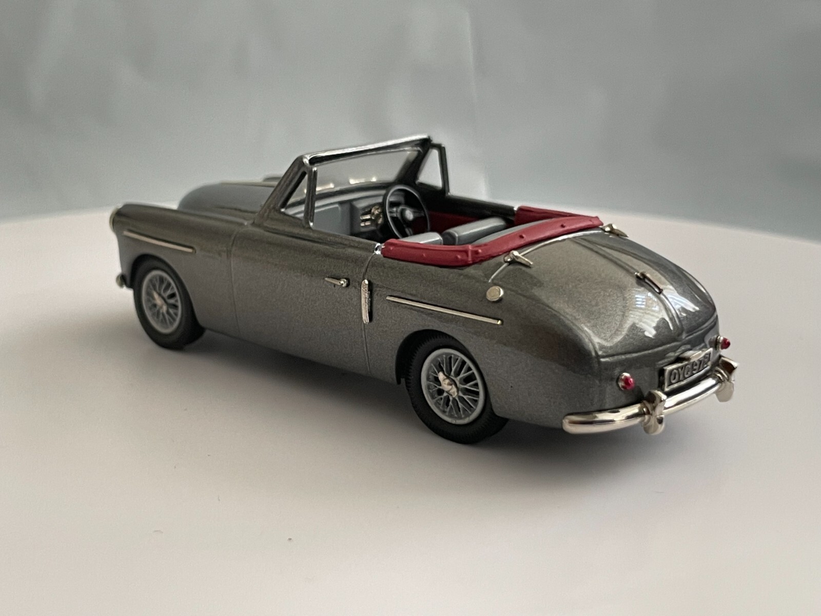 Lansdowne LDM 22x – 1952 Austin A40 Sport Convertible (Gunmetal)
