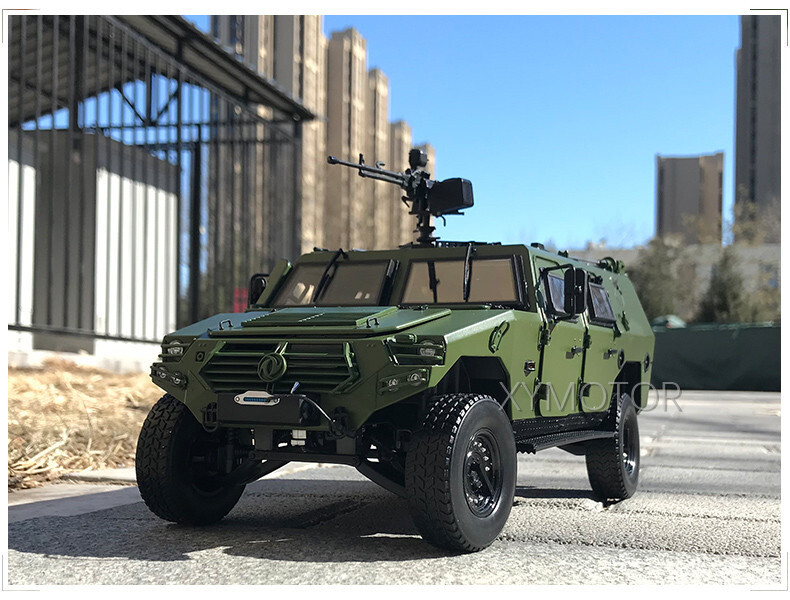 1:18 Dongfeng New Warrior China 70th Anniversary Parade Armored Diecast Model
