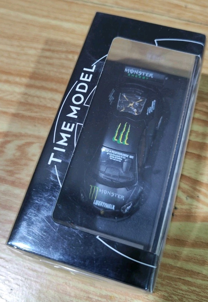 Time Model 64 Lamborghini Aventador LP 700-4 Monster Energy Liberty Walk Saito