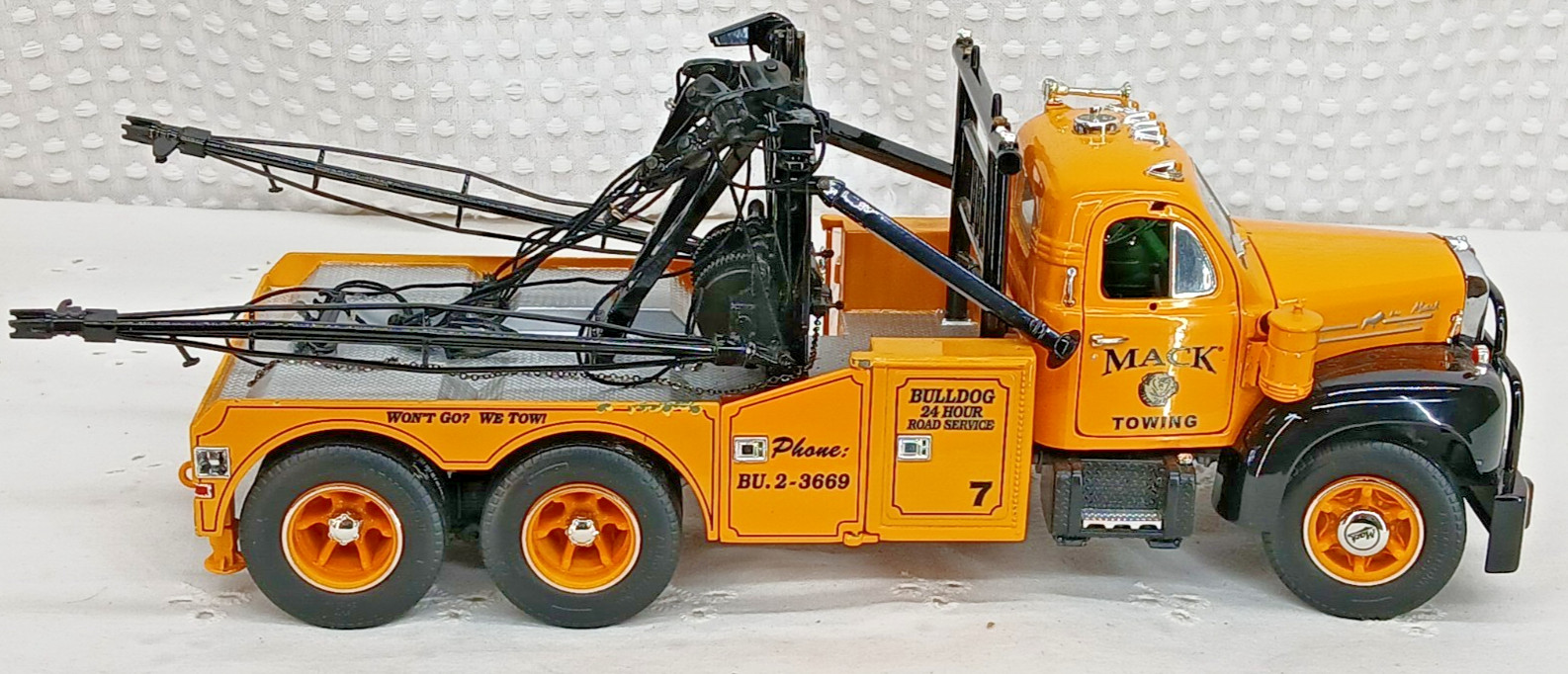 1960 MACK B-61 WRECKER 1:25 DIECAST FIRST GEAR MAC TOWING FREE SHIPPING