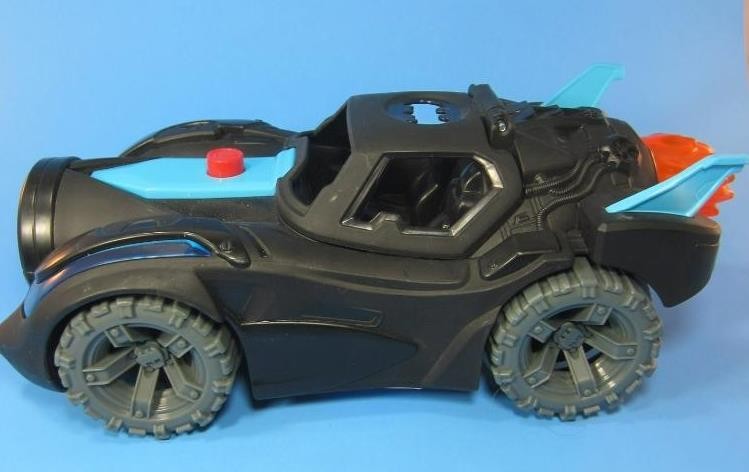 *Batmobile Rare Model England / United Kingdom – Lighted, Sound – Solid Toy Car