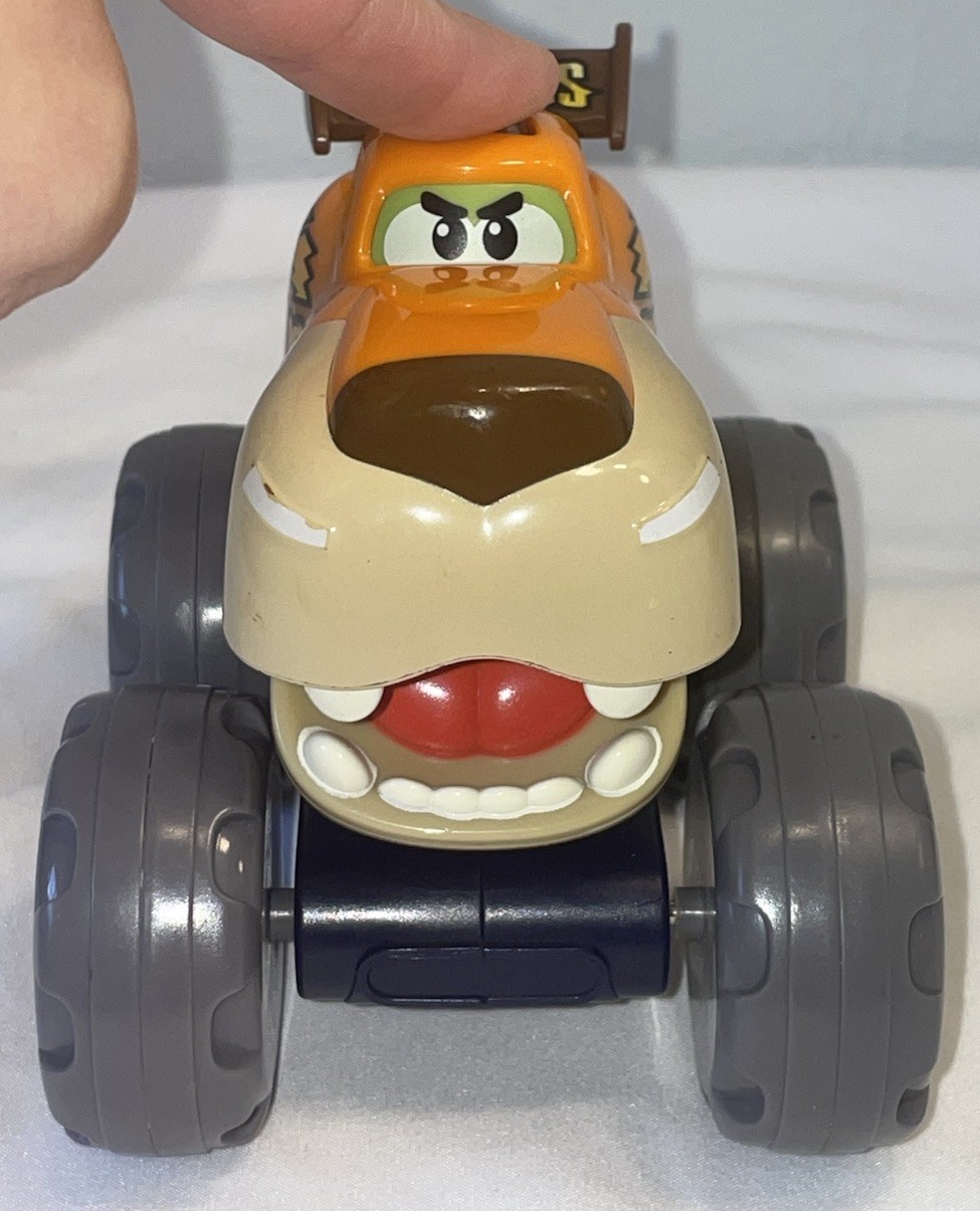 2 Animal Monster Trucks Pull Back Cars Push Button Crocodile Leopard
