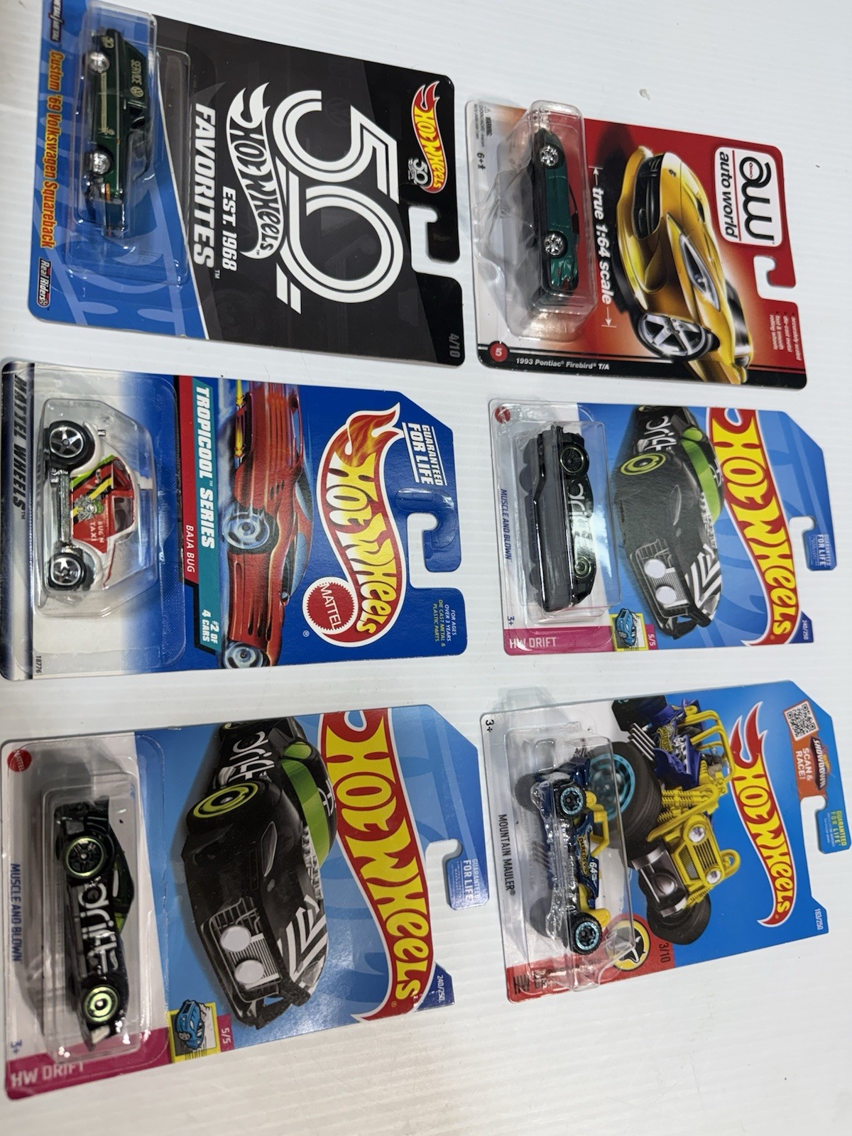 LOT OF 100 RANDOM HOT WHEELS ALL NEW