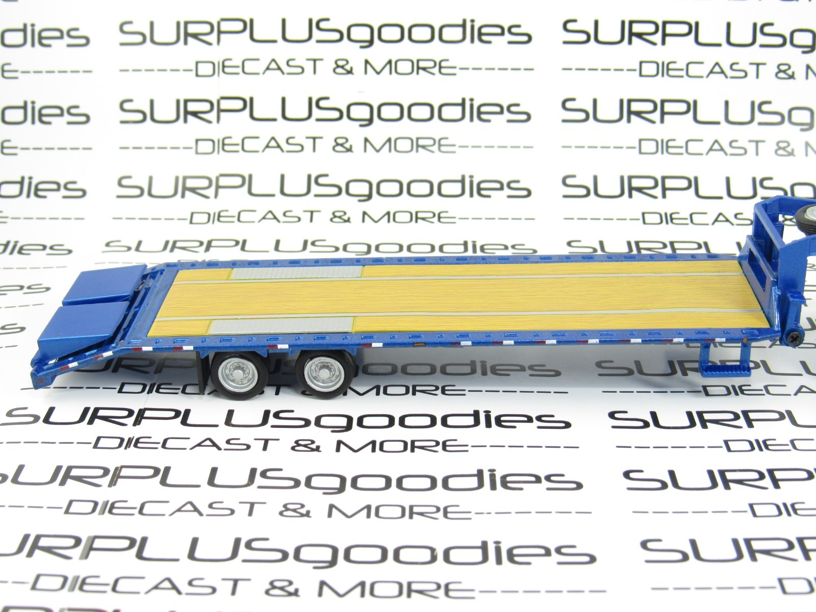 Greenlight 1:64 LOOSE 1974 FORD F-250 F250 Pickup w/BIGFOOT Gooseneck Trailer MW